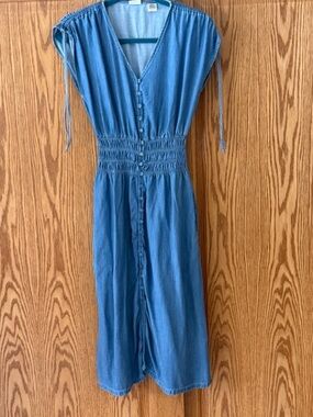 Levi's Betty Midi Dress